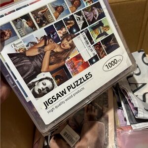 Taylor Swift Full box of merch